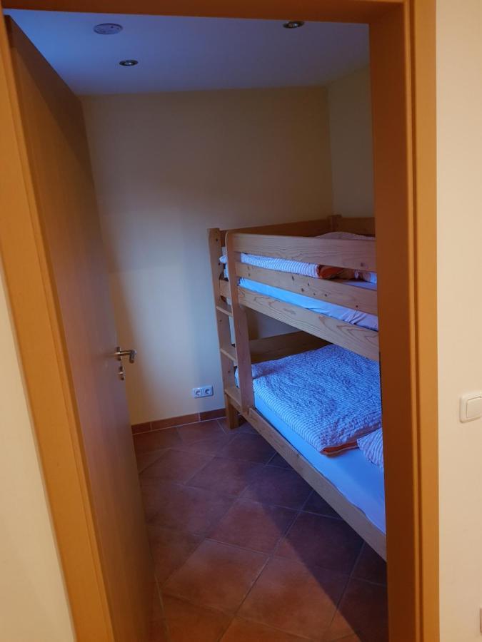 Weingut Und Gaestehaus Henrici Friesenheim is an Ortsgemeinde Esterno foto