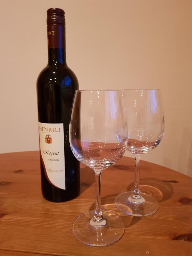 Weingut Und Gaestehaus Henrici Friesenheim is an Ortsgemeinde Esterno foto